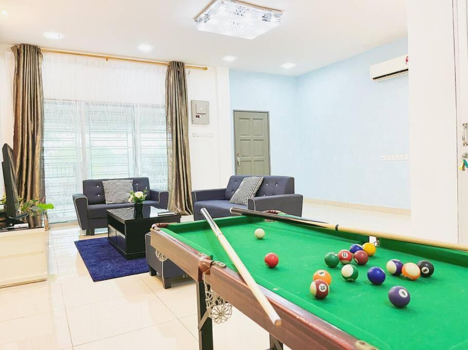 Kawanmu House With 6 Bedrooms Holiday home *